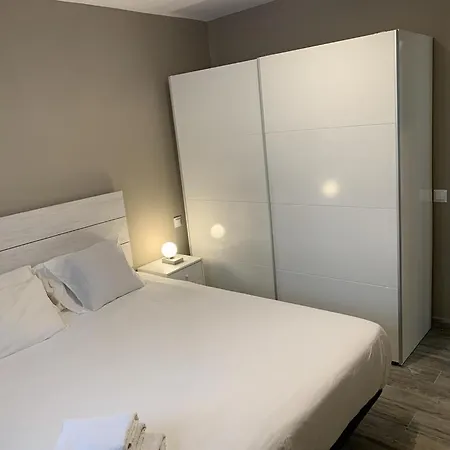Apartment Deluxe *